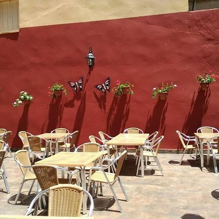 Hostal Restaurante Morote Cano Lezuza Exterior foto